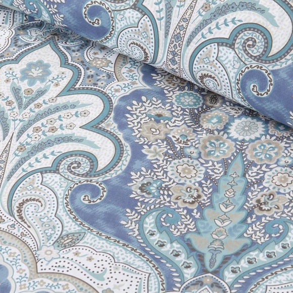 Pottery Barn Jordana Paisley Percale Duvet Cover and Shams - Picture 3 of 5